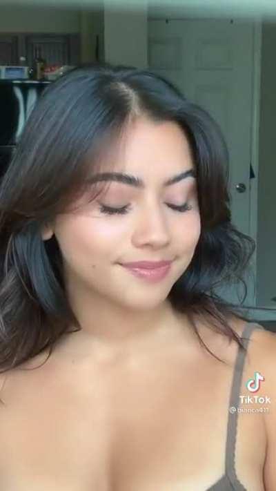 Bianca (@bianca411_)