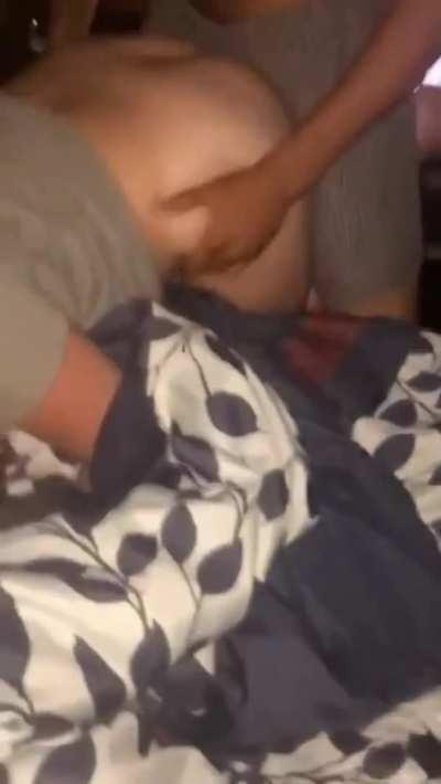 When the parent are out 😮