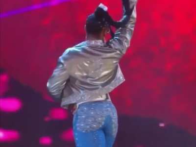 Big sexy blue chocolate ass