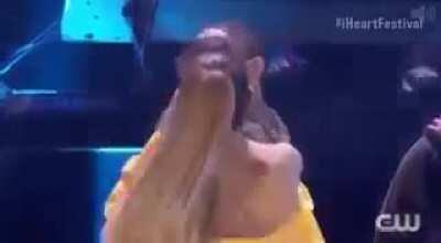 KDA💎Seraqueen 💋ulting the f-words🏳️‍🌈 Ezreal 🤢and Taric✨ in the bot lane💅