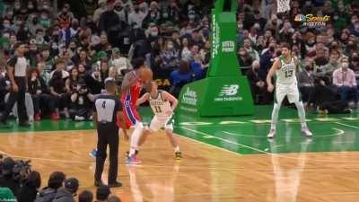 [Highlight] Joel Embiid yeets a pass way up to the stands