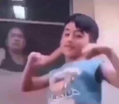 Nasa melhor que dançar pro padre 😍