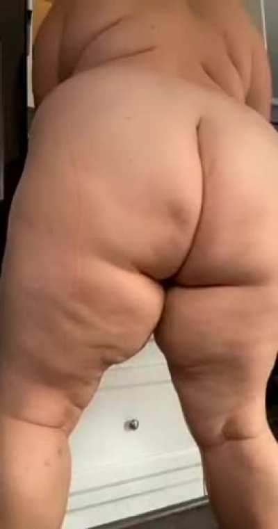 Cleaning the morning dishes