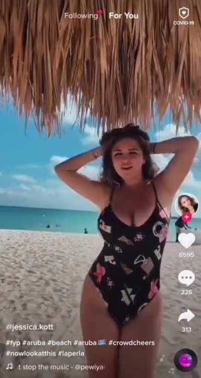 Swimsuit champion 2021 @jessica.kott