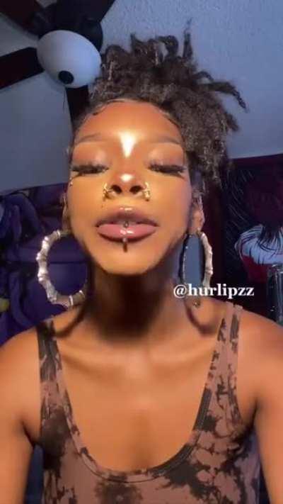 Hi again 🙌🏾😙