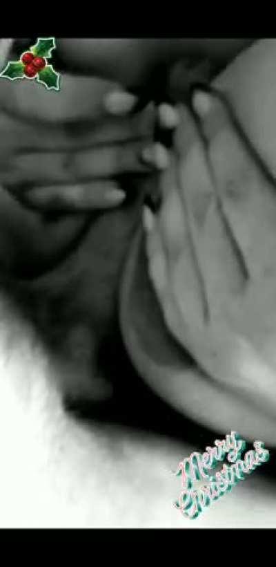 Christmas can be so stressful 😘 Just sit back and relax while my tits takes care of you ❤️ [oc]