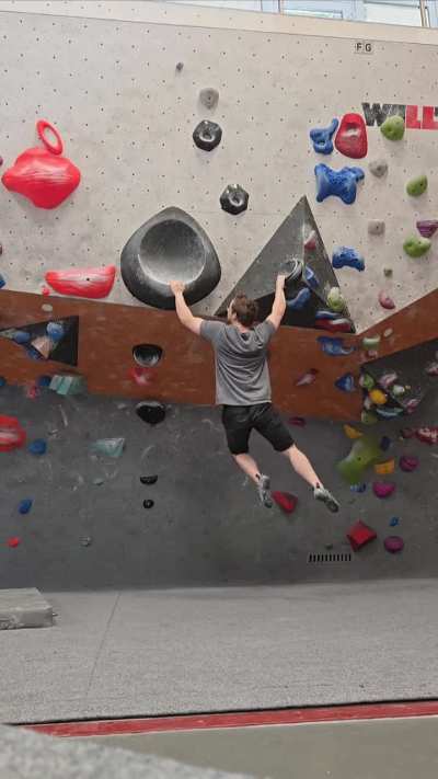Fun boulder with a lot of techniques