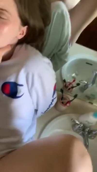 Omg This Is One Of The Hottest Things I Have Ever Seen!!