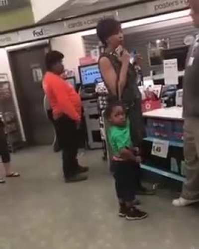 Mother refuses to stop child from knocking down merchandise in store and banned