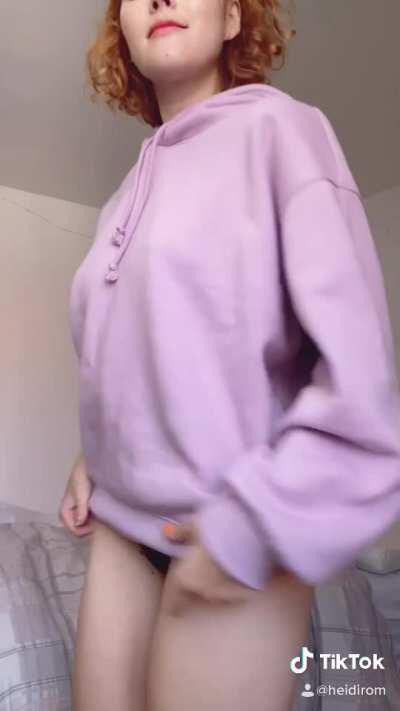 Every time I jump I lose my clothes 😳