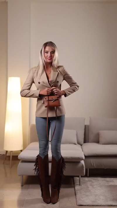 Xena changes her looks • Which is your favourite?💃🏼