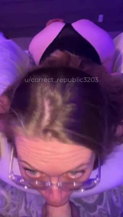 How about a little help hun😈❤️‍🔥😘