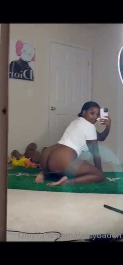 As I promised 🫡 500 upvotes for mo