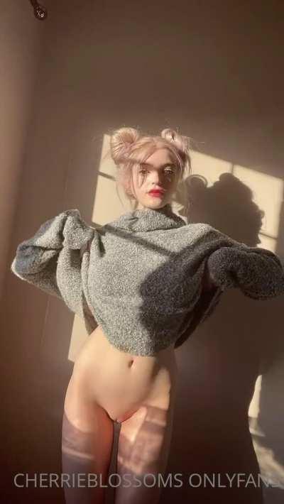 [LINKS IN COMMENTS] Cherrie Bl0$$0m ONLYFANS APR21 VIP COLLECTION [PAID TIPS ADDED]💯🔥💋