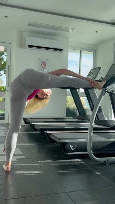 showed the best pose in the gym