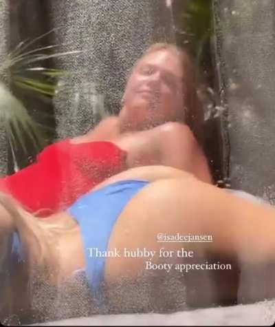 SpankGIFje, thank me later