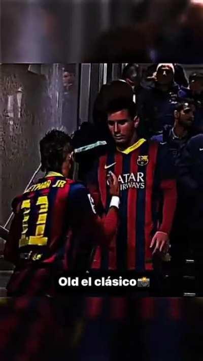 The nostalgia I feel while watching this is crazy. What a time it was.