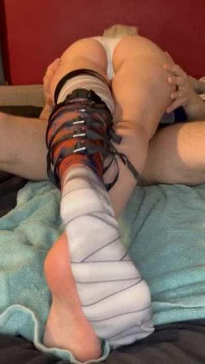 Kaine from Nier is this week’s thighjob contender! There’s also… mating presses in the full video? 😳🖤🤍