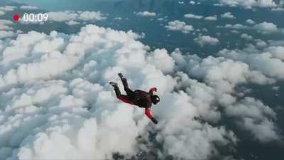 Honor Teases A Robot Phone With A Pop-Up Camera and Gimbal