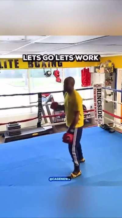 Fake tough guy wanting street cred challenges a boxing coach and gets humbled quickly 