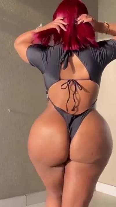 I wanna suffocate 🍑🍑🍑