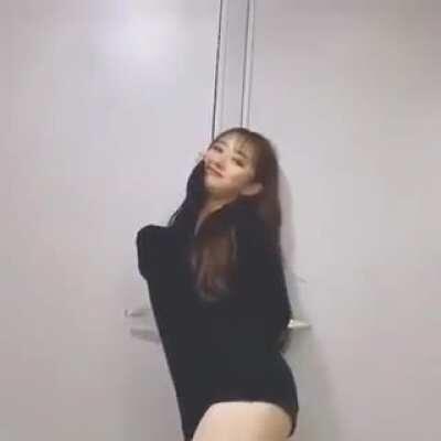 Biana when Lesbiona enters the moon temple 😩