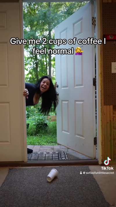 Coffee makes me feral 🤤