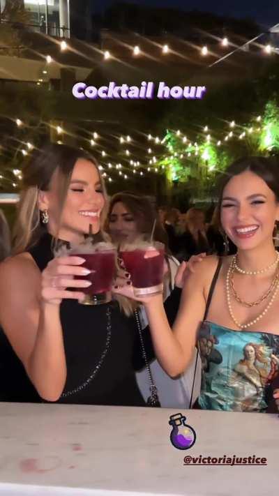 Cocktail hour 10/3/2023