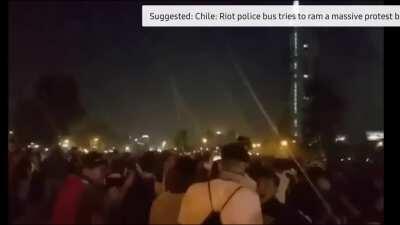 Protestors in Chile take down a police drone with lasers. **STROBE LIGHT WARKING** 🚨