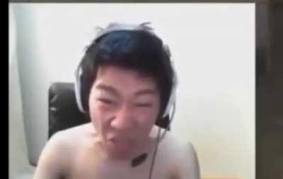 2023'te (VERİ SİLİNDİ) şeriat getirince, deli taklidi yapan kgb hulkı: