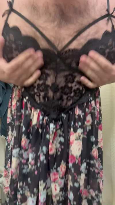 Watch my titties jiggle!