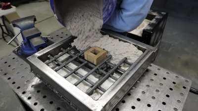 I built a fully functional Minecraft furnace