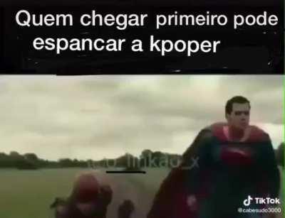 Meu amigo mandou isso aqui, tá correndo até agora