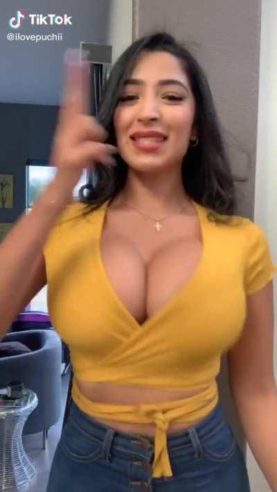 Wow she has great dancing skills