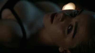 Kiernan Shipka (Swimming with Sharks - 2022)