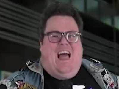 What a beast! (upslobbed version)