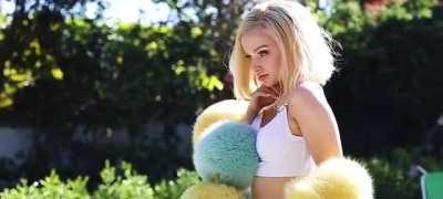 Dove Cameron