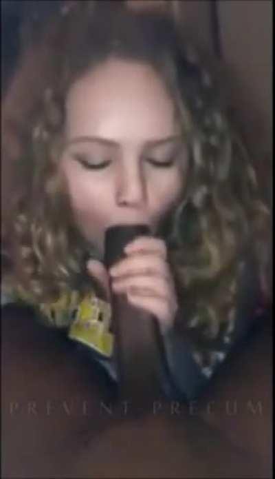 Cheerleader sucks bbc