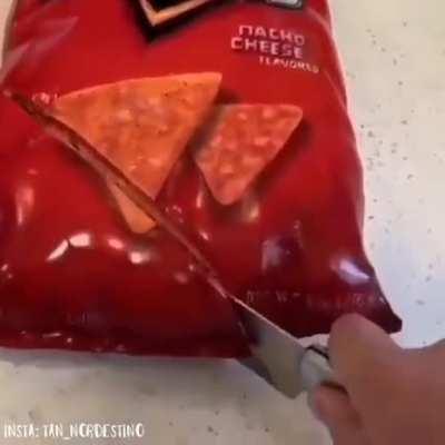 Nada melhor do q 1 dorito recheado né adm😋😋