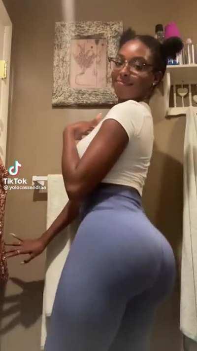 That booty on point ❤️