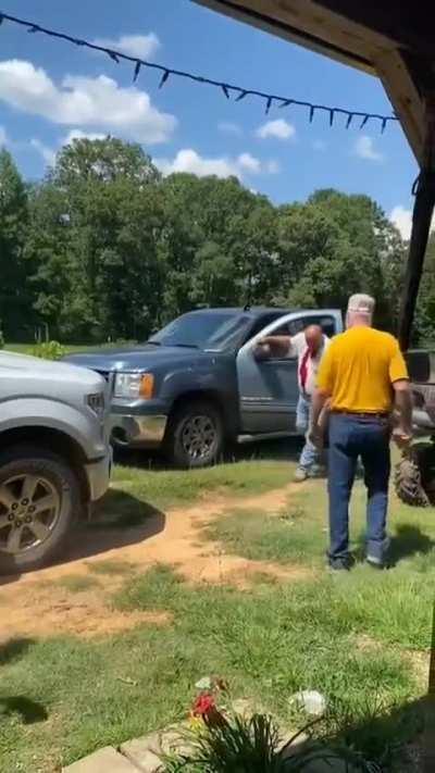 I have no context for this, just i video I found on the internet. 