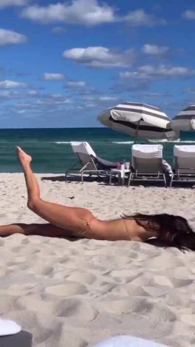 lily chee Gold Power