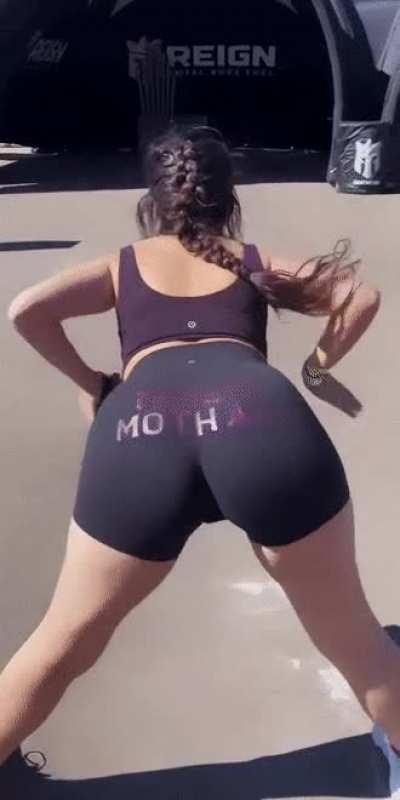 Camila Cabello's ass drains so many cocks