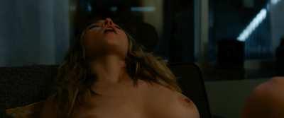 Sydney Sweeny Compilation -- The best 60 seconds of The Voyeurs