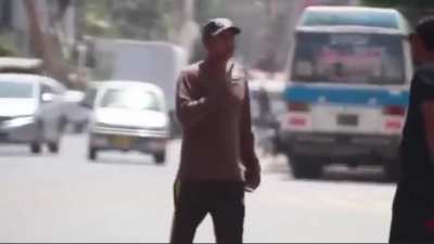 Watch the glasses fly off …