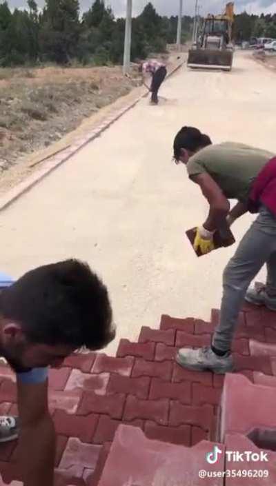 This is so satisfying to watch