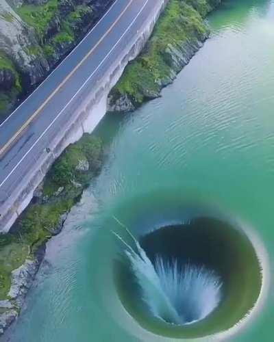 Thalassophobia is an intense and persistent fear of the sea or of sea travel. Thalassophobia can include fear of being in large bodies of water, fear of the vast emptiness of the sea, of sea waves, and fear of distance from land Thalassophobia is dif...