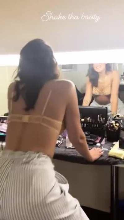 Shake the booty 🔥🔥