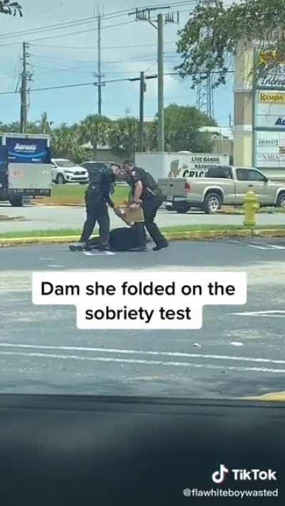 Oh, that b**** is done ...