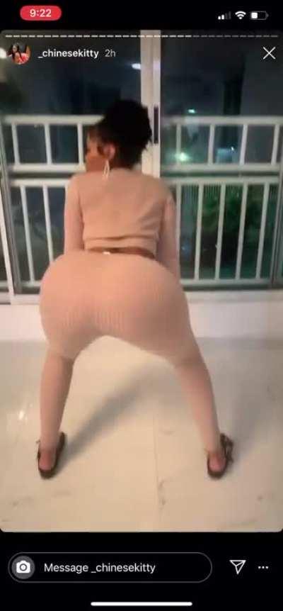 I would bust so quick😍